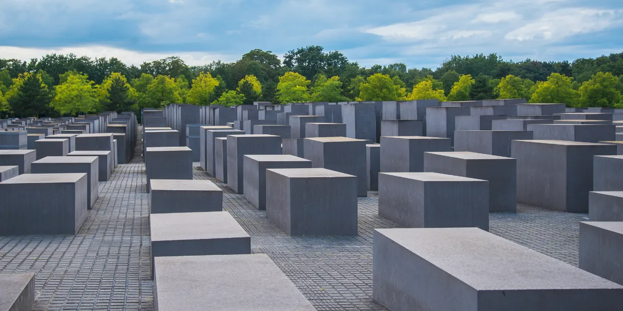 A_Berlin_une_des_dernieres_survivantes_de_la_shoah_alerte_sur_la_resurgence_de_lantisémitisme