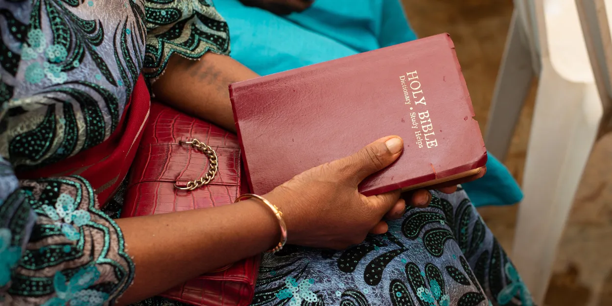 nigeria_hommes_armes_attaquent_eglise_et_poste_de_police