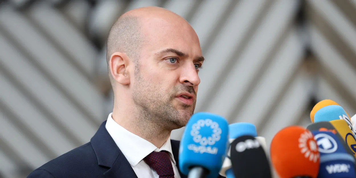 propos_trump_sur_pape_sont_juges_inacceptables_par_france