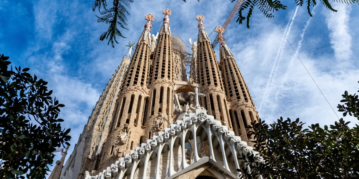 sagrada_familia_barcelone_eglise_la_plus_haute_monde