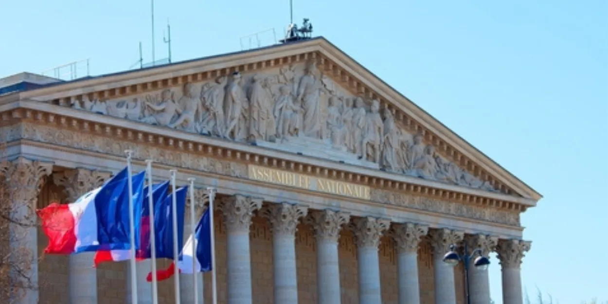 seisme_dissolution_grandes_manoeuvres_commencent