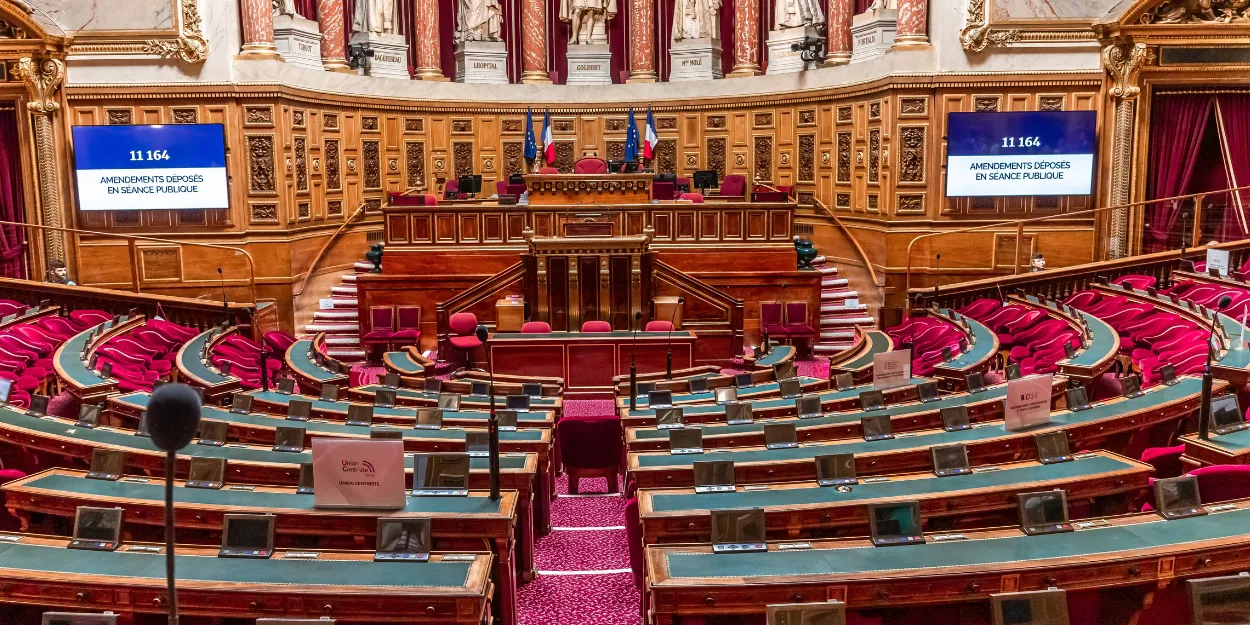aide-a-mourir-tiraille-le-senat-tente-de-trouver-une-voie-de-passage