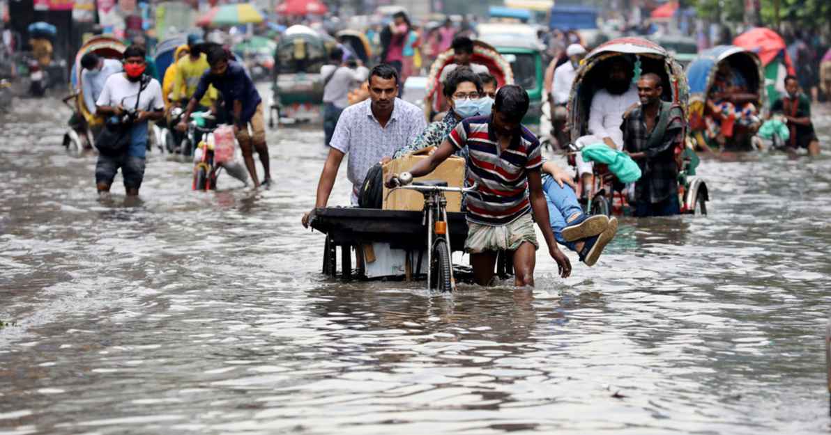 Inondations en Inde et au Bangladesh : 59 morts et des millions de ...