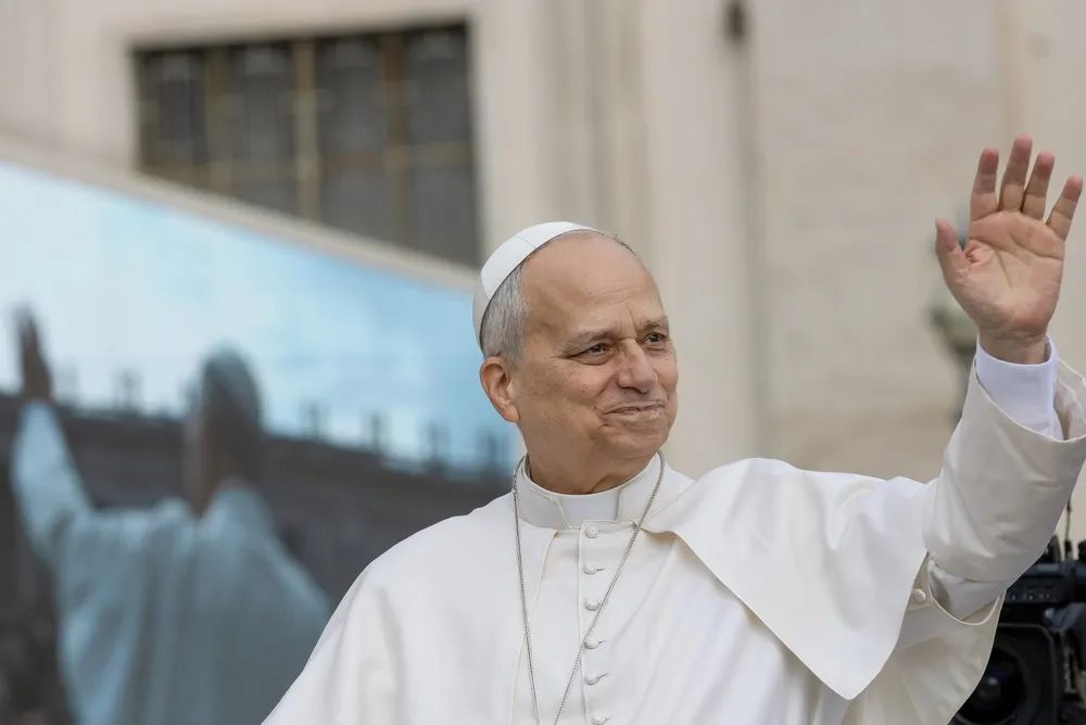 Le pape n'aura pas besoin de traitement après son opération pour un cancer, selon ses médecins