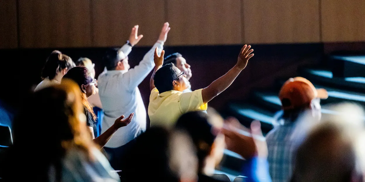 tu_pas_responsable_bonheur_tout_monde_presenciel